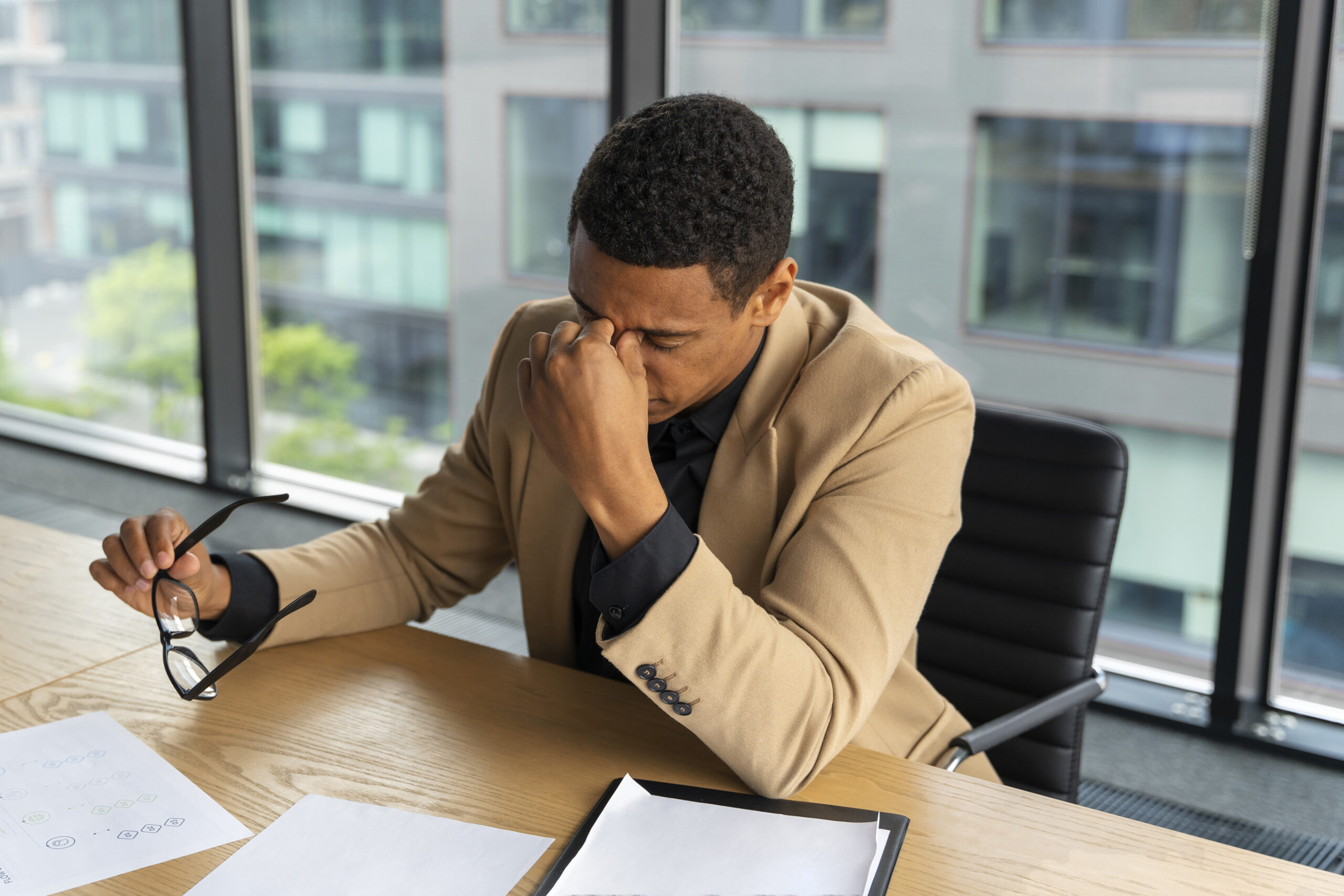 Smart Ways to Manage Financial Anxiety in a Volatile Economy