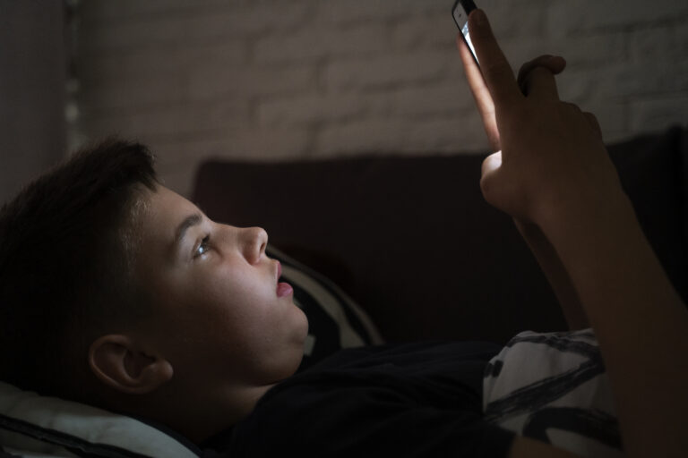 screen addiction in children